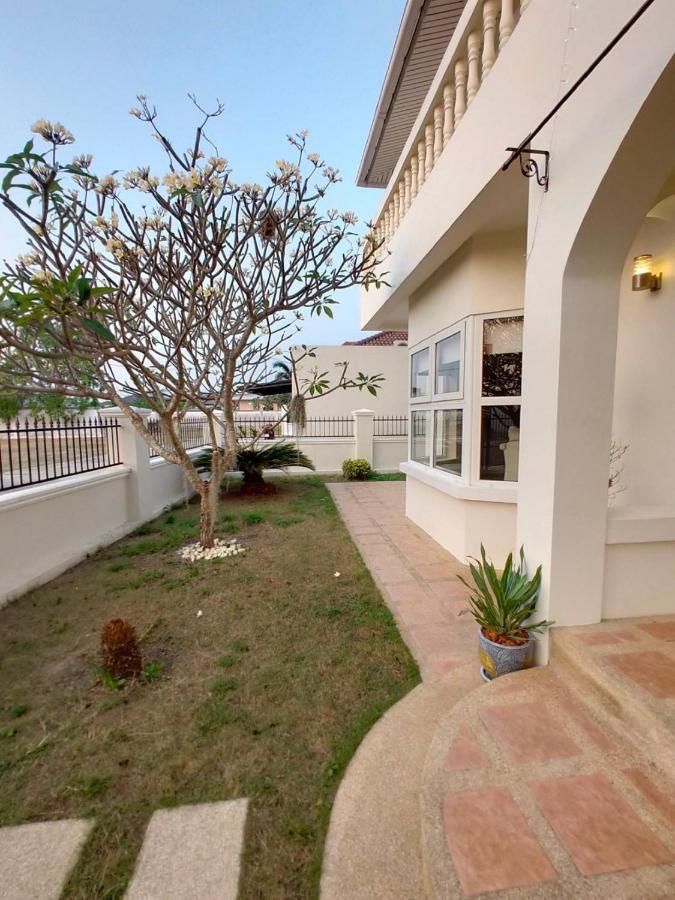 Ban Huai Yai R-Jay Villa L Pattaya L Private Pool L Bbq מראה חיצוני תמונה